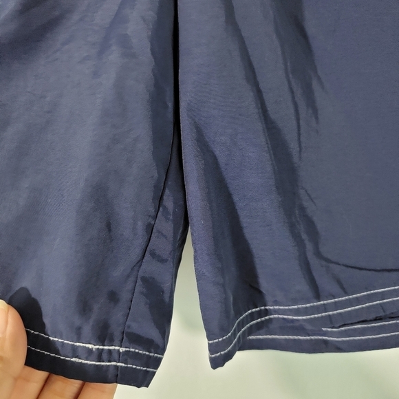 Tommy Bahama Women's Navy Blue Nylon Cargo Short Size XS Drawstring Side Pockets - Picture 4 of 9